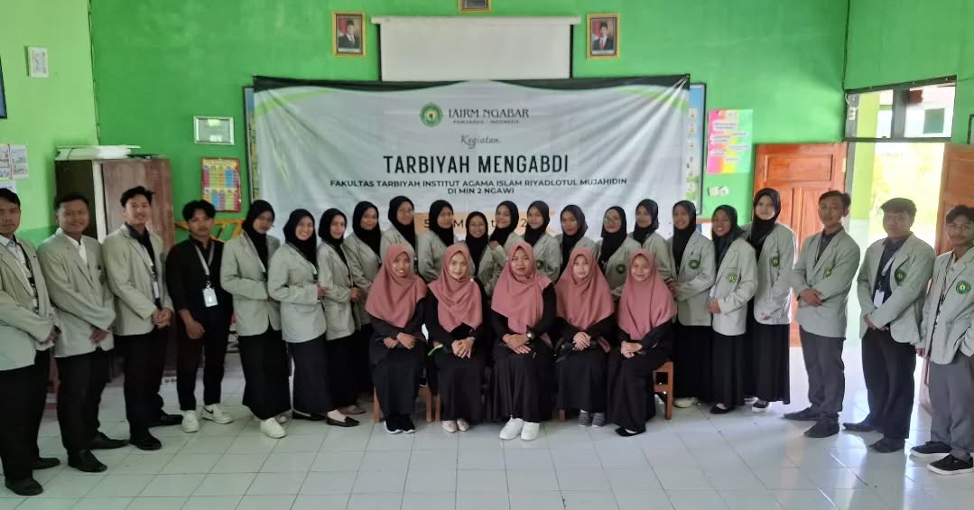 Kegiatan Tarbiyah Mengabdi dan Baksos di MIN 2 Ngawi, TPA dan Panti Asuhan Al Munawaroh Tahun 2025